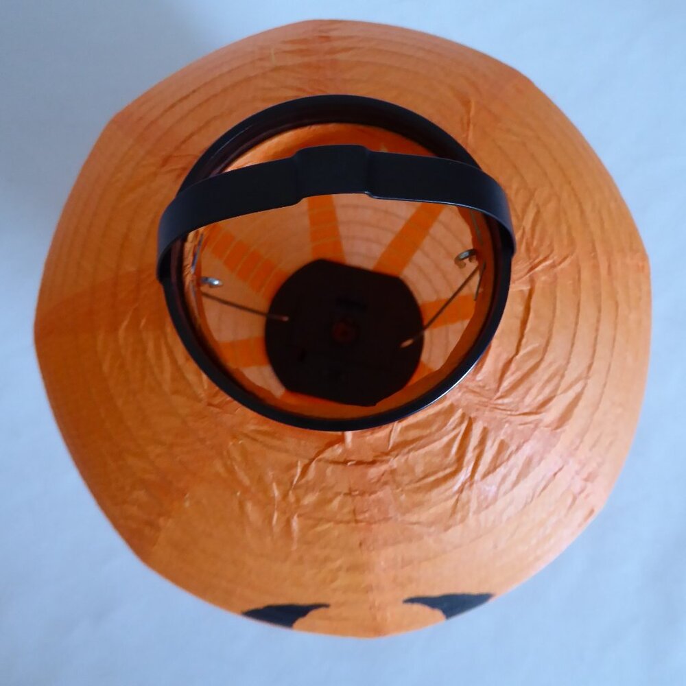 NEW BOSTON WAREHOUSE HALLOWEEN PUMPKIN PAPER BATTERY POWERED LANTERNS (LOT OF 5) - Picture 8 of 15